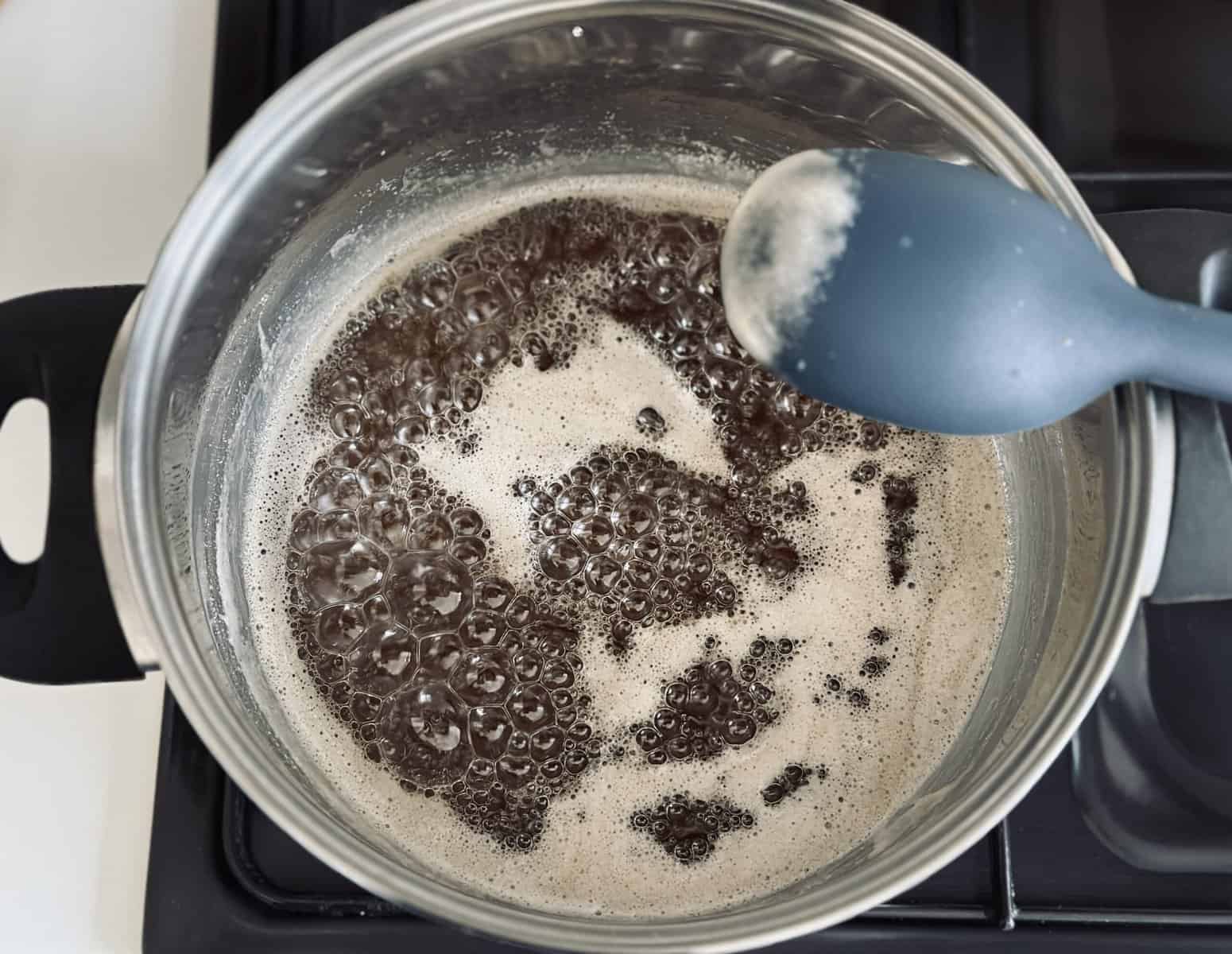 Rich And Creamy Chocolate Fudge - A pinch of Zest